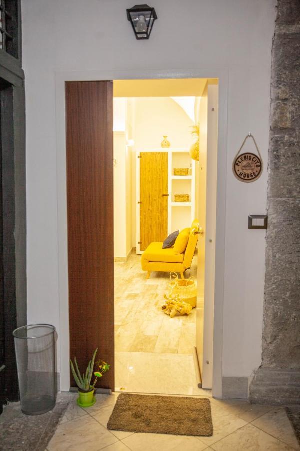 Plebiscito House - Casa Vacanze Napoli Экстерьер фото